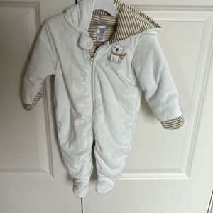5/$25- Carter’s Baby snowsuit